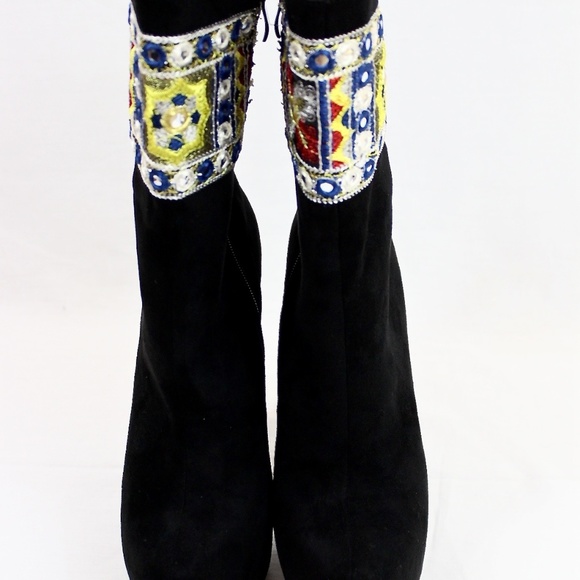Embellished Suede Pointy Toe Platform Booties - Picture 4 of 5
